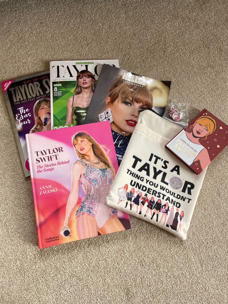Taylor Swift Book Bundle