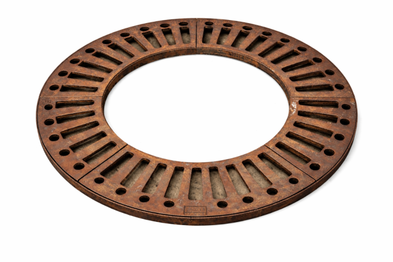 ***FURTHER REDUCED*** Broxap Cast Iron Tree Grate – 1m – Heavy Duty – 4 Piece - £155