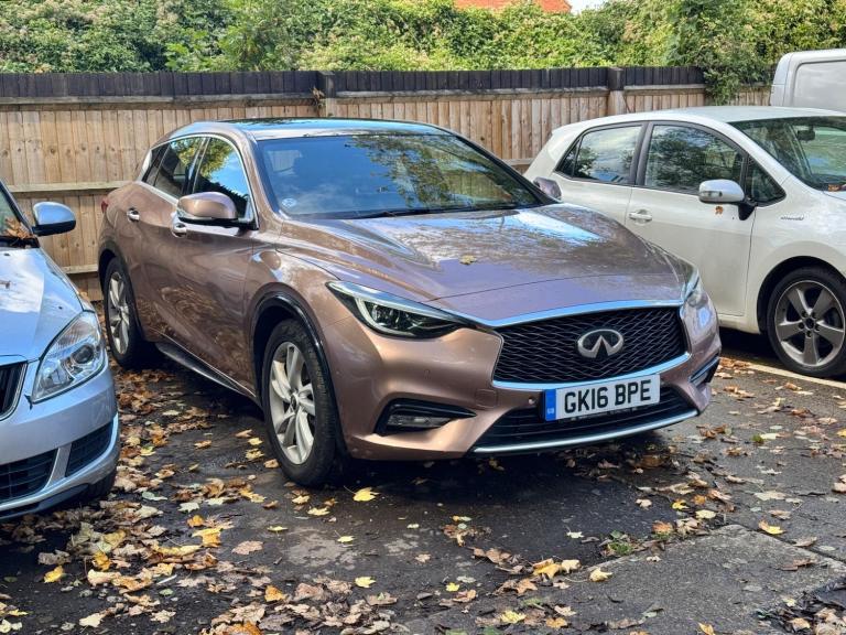 2016 Infiniti Q30 1.5d Premium Tech Euro 6 (s/s) 5dr HATCHBACK Diesel Manual