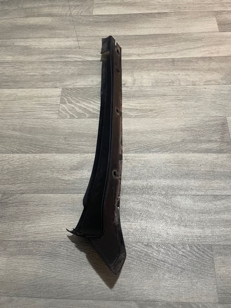 BMW 4 Series F32 Sealing Side Panel Cover Right Driver Side 7264274