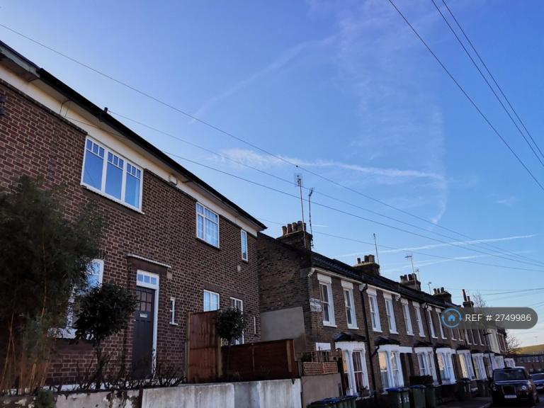 3 bedroom house in Winforton Street, Greenwich, SE10 (3 bed) (#2749986)