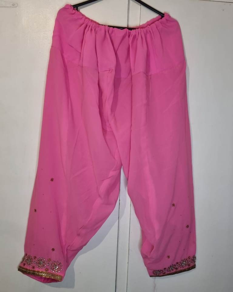 New.Baby Pink with gold embroidery kurti with heavy salwar. Asian dress wedding party.  