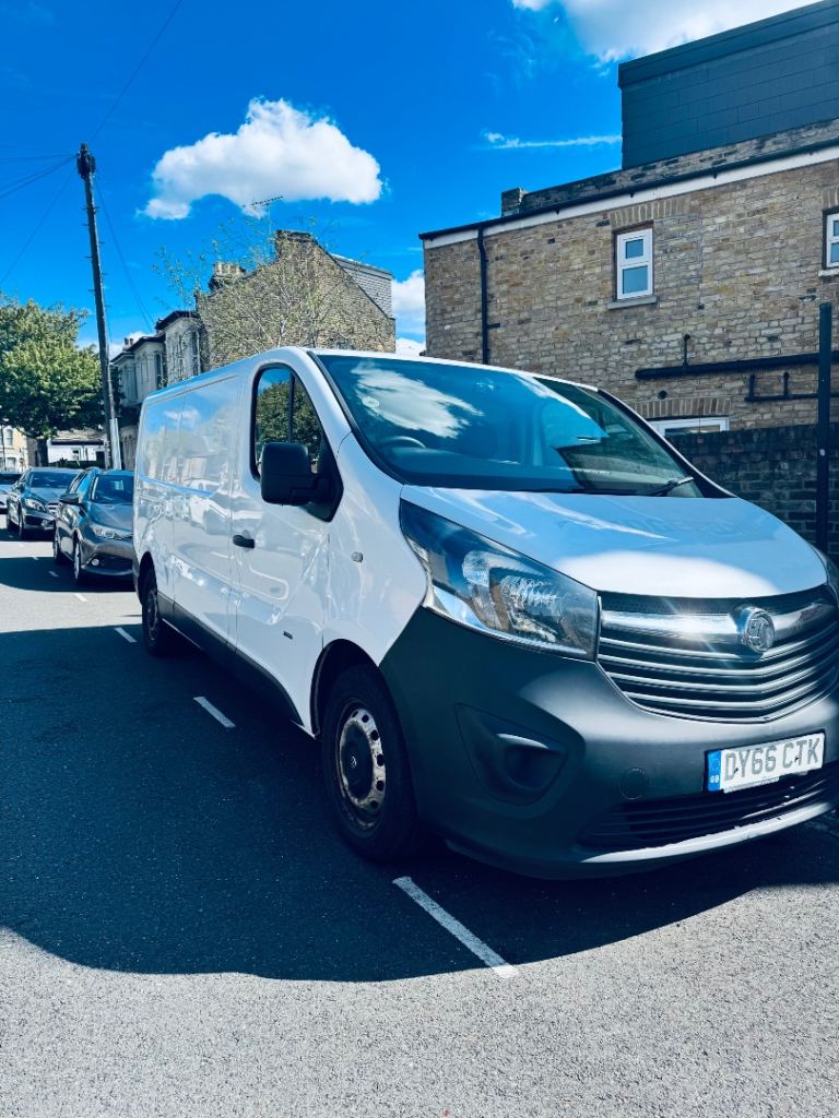 ULEZ MWB VAUXHALL VIVARO 1.6 2016