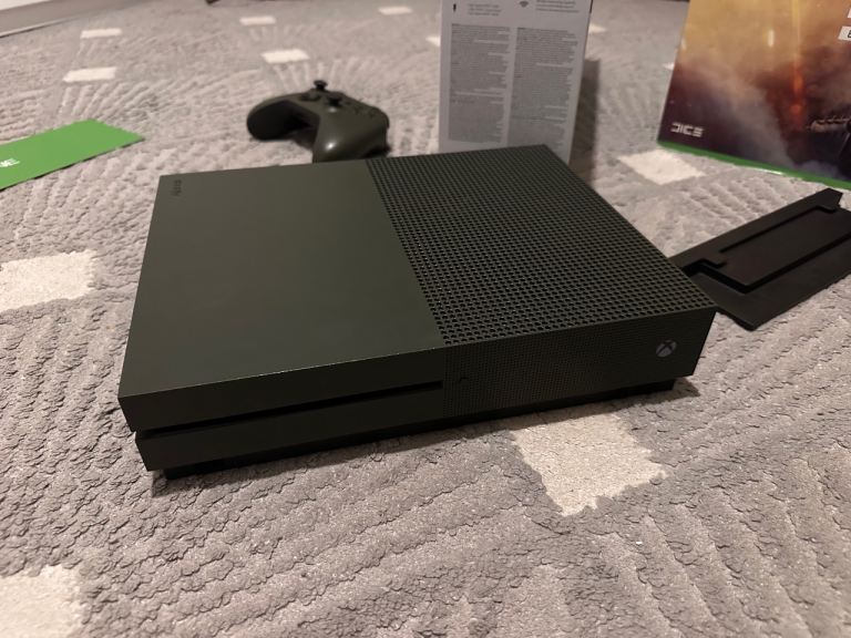Xbox one S 1TB Battlefield edition 