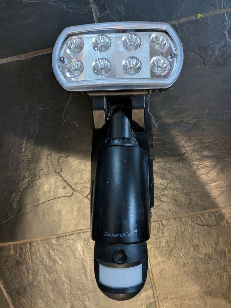 Guardcam flood light camera