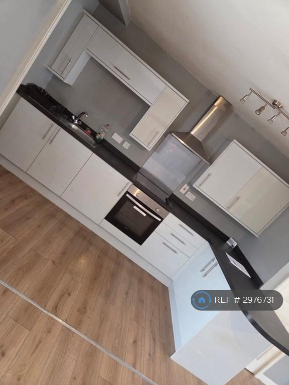 2 bedroom house in Lily St, Sunderland, SR4 (2 bed) (#2976731)