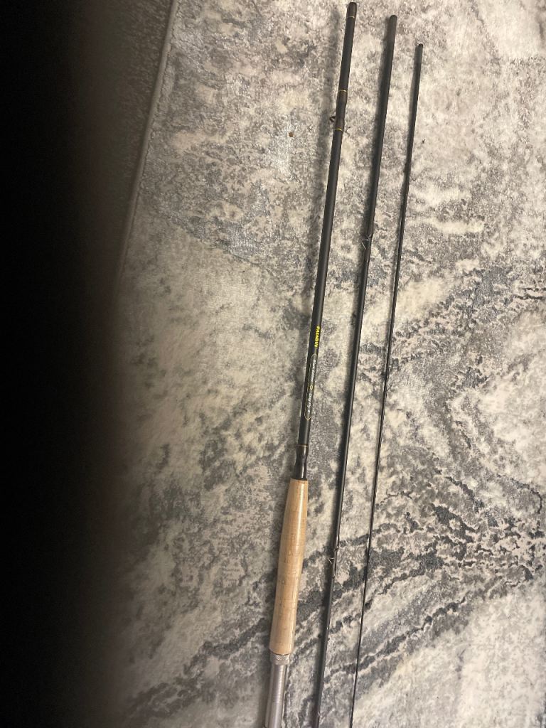 9 ft fly rod reel with dry line and bags. Never used brand new 