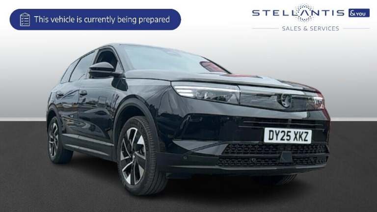 2025 Vauxhall Grandland 1.2 Hybrid [136] Ultimate 5dr e-DCT6 [Pan Roof] HATCHBACK PETROL Automatic