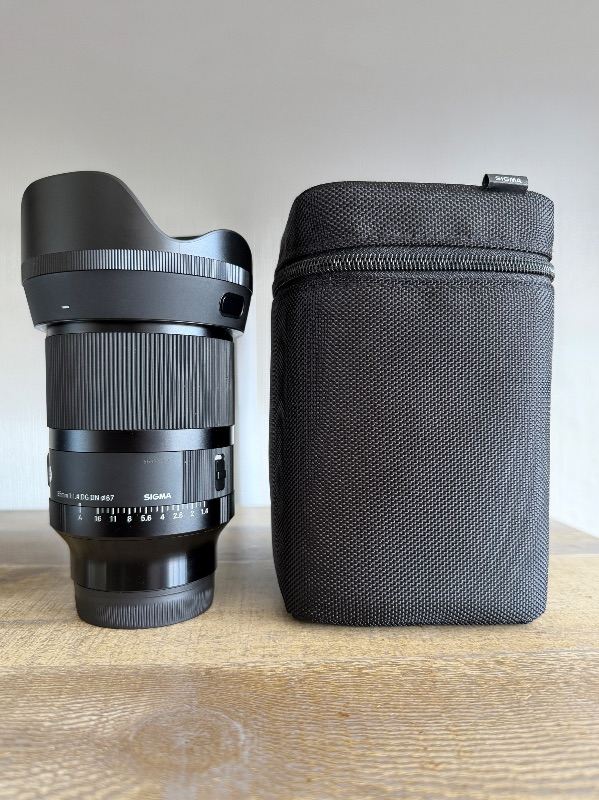 Sigma 35mm f/1.4 DG DN Art Lens with Case