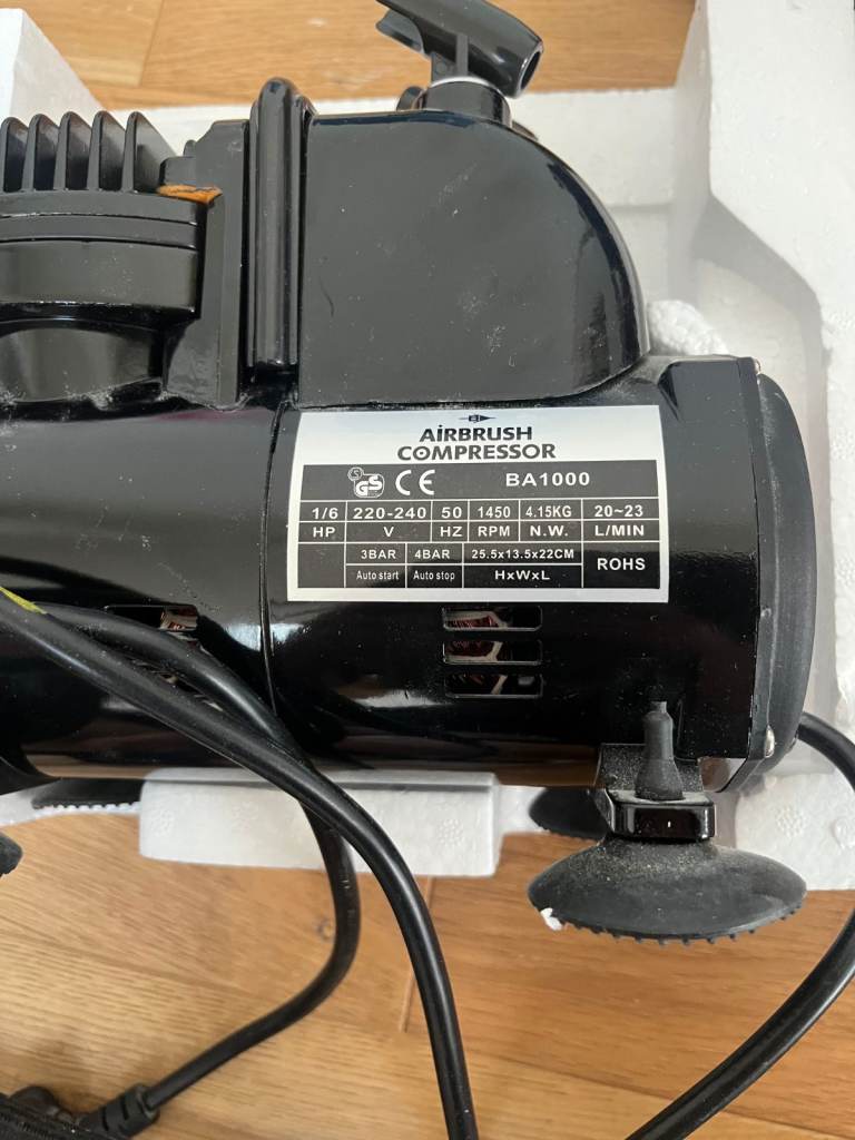 Badger 1000 Airbrush Compressor – As Good As New