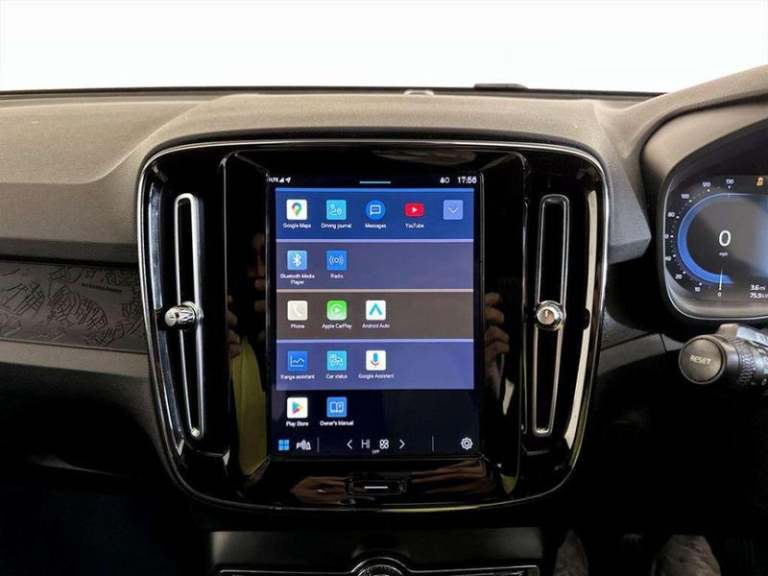 2022 Volvo XC40 Recharge 69kWh Core Auto 5dr Automatic SUV Electric Automatic