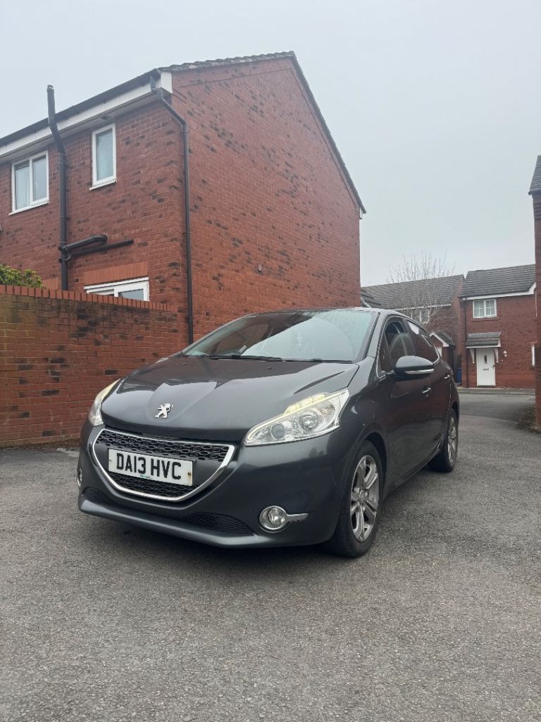 Peugeot 208 VTi Allure 1.6