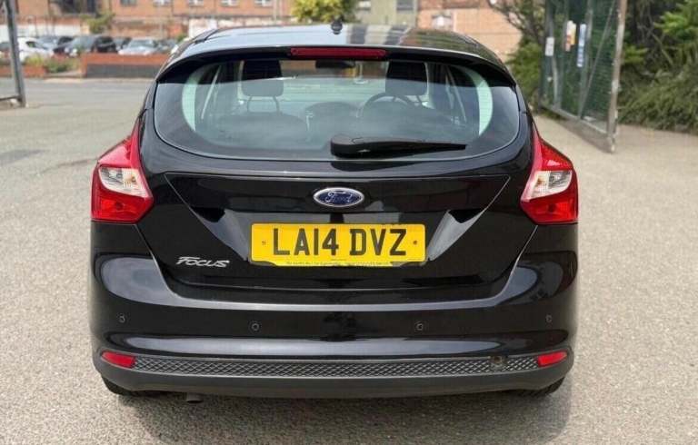 2014 Ford Focus 1.6 TDCi 115 Titanium Navigator 5dr HATCHBACK DIESEL Manual