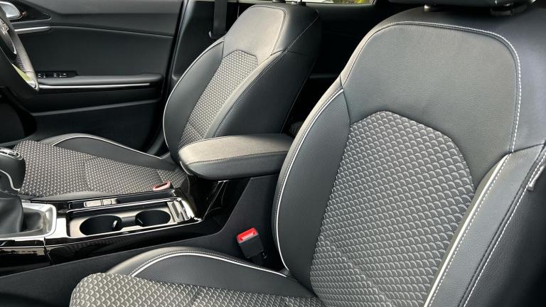 2025 Kia XCeed 1.5 T-GDi MT 3 HATCHBACK Petrol Manual