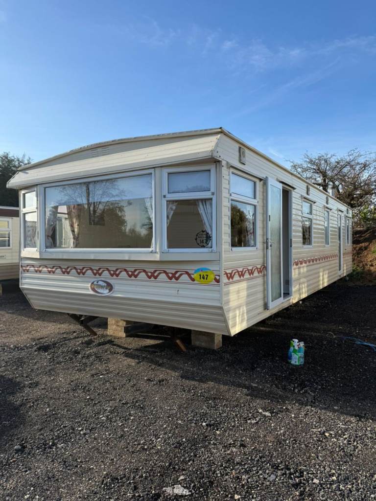 ** caravan to rent long term**