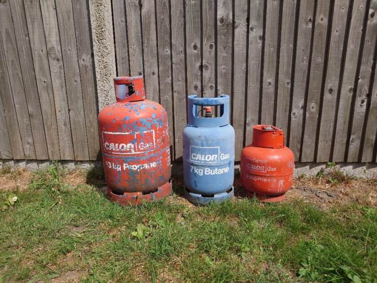 Calor Gas Bottles – Red and Blue, Various Sizes