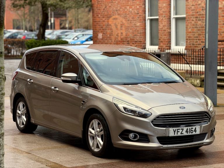 2015 Ford S-Max titanium 2.0 Tdci Turbo 177bhp ( 7 seater ) 