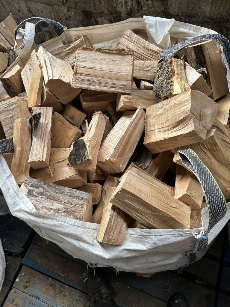hardwood logs standard builders bag dried, seasoned free local delivery hard wood firewood glasgow