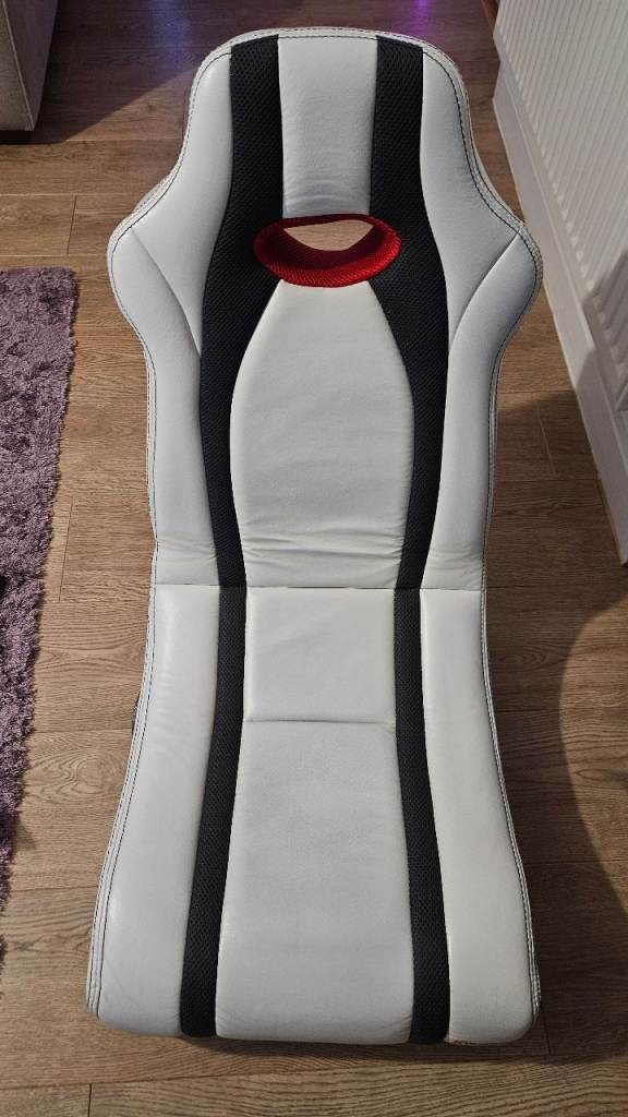 X-Rocker folding Gaming Chair with built in speakers
