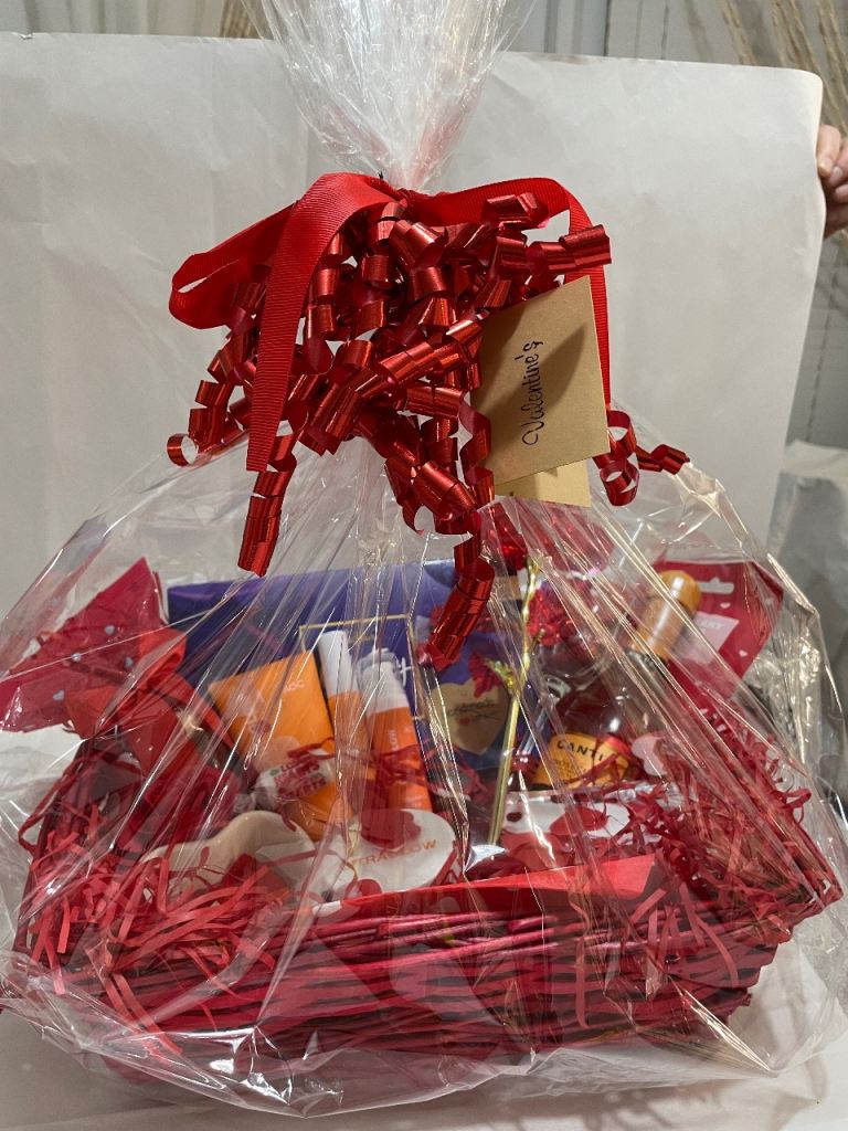 Valentines gift hamper, ladies unique.