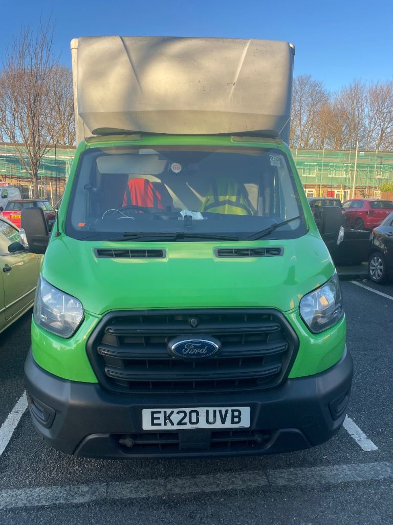 FORD TRANSIT LUTON AUTOMATIC 