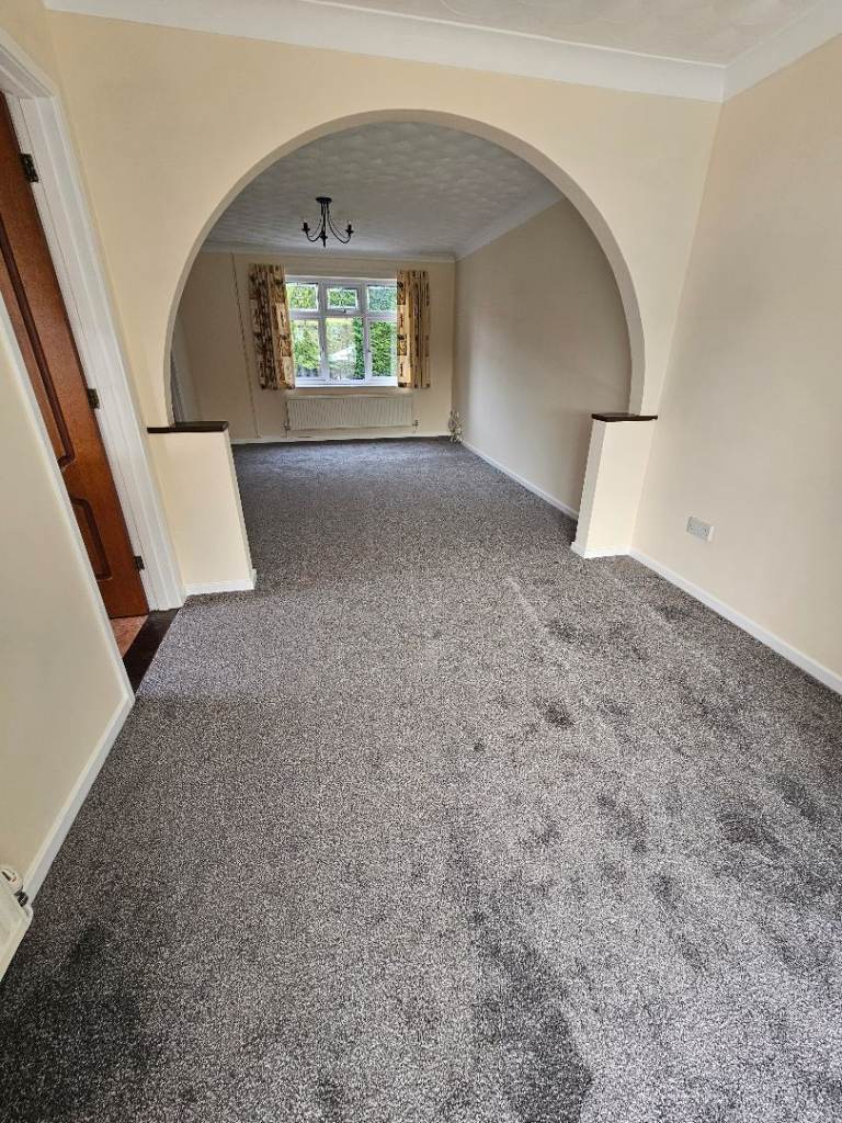 Ipswich 3 bedroom detached house