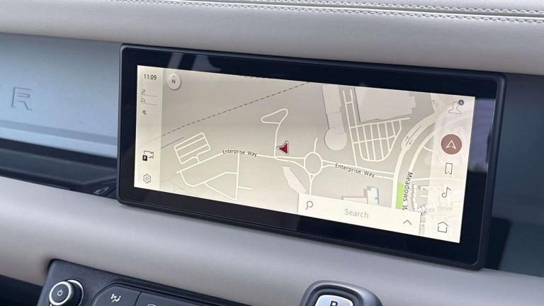 2023 Land Rover Defender 3.0 D250 X-Dynamic SE 110 5dr Auto SUV Diesel Automatic