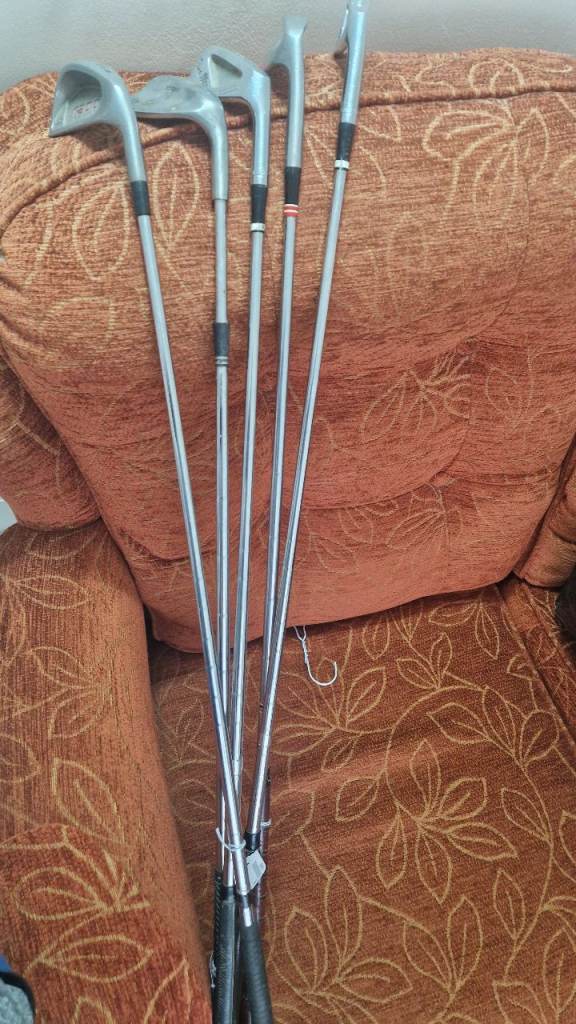 Vintage Right-Handed Golf Clubs Lot – Mixed Wilson & Pro Flite Individual Replacement Irons/Wedges