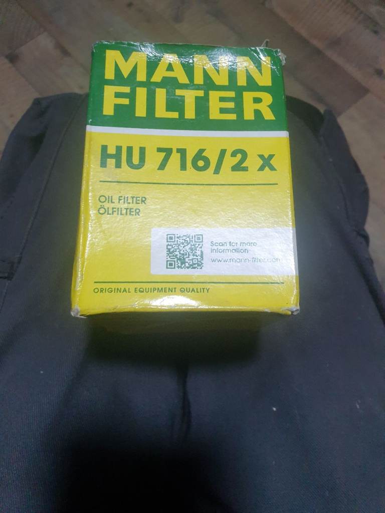 Mann Filter HU 716/2 X Oil Filter – New in Box