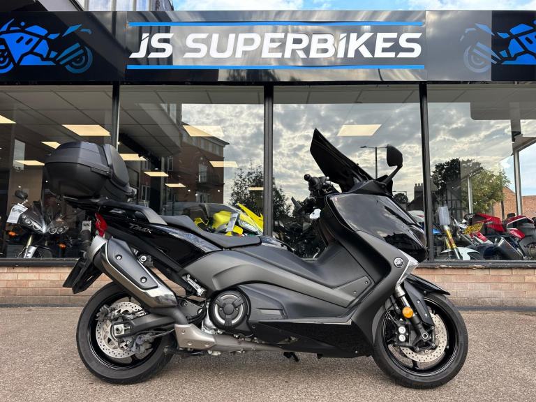 YAMAHA XP530 TMAX E-A 2019 69 REG - ONLY 5115 MILES - VERY CLEAN