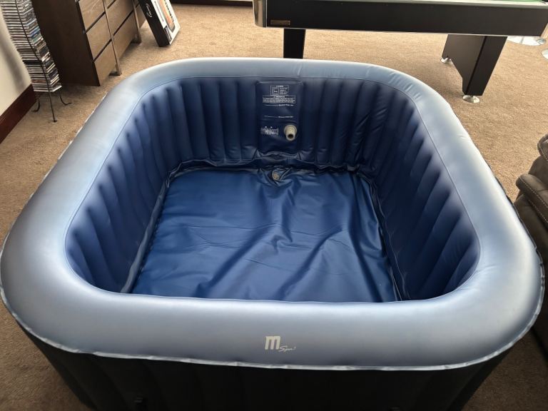 MSPA Tekapo Inflatable Hot Tub – Good Condition with Manual