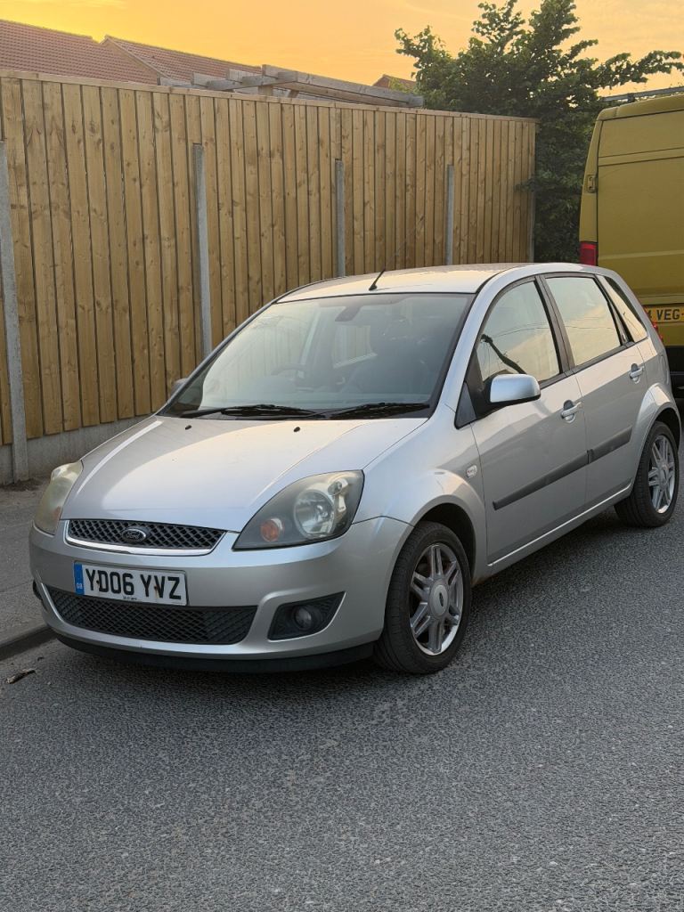 Ford, FIESTA, Hatchback, 2006, Manual, 1388 (cc), 5 doors