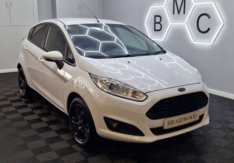 2013 Ford Fiesta 1.25 Zetec Hatchback 5dr Petrol Manual Euro 5 (82 ps) Hatchback Petrol Manual