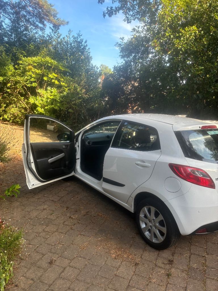 Mazda, 2, Hatchback, 2012, Other, 1498 (cc), 5 doors