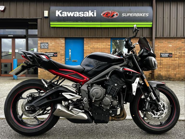 2021 Triumph Street Triple 765 R FACTORY LOW CHASSIS Black Motorcycle