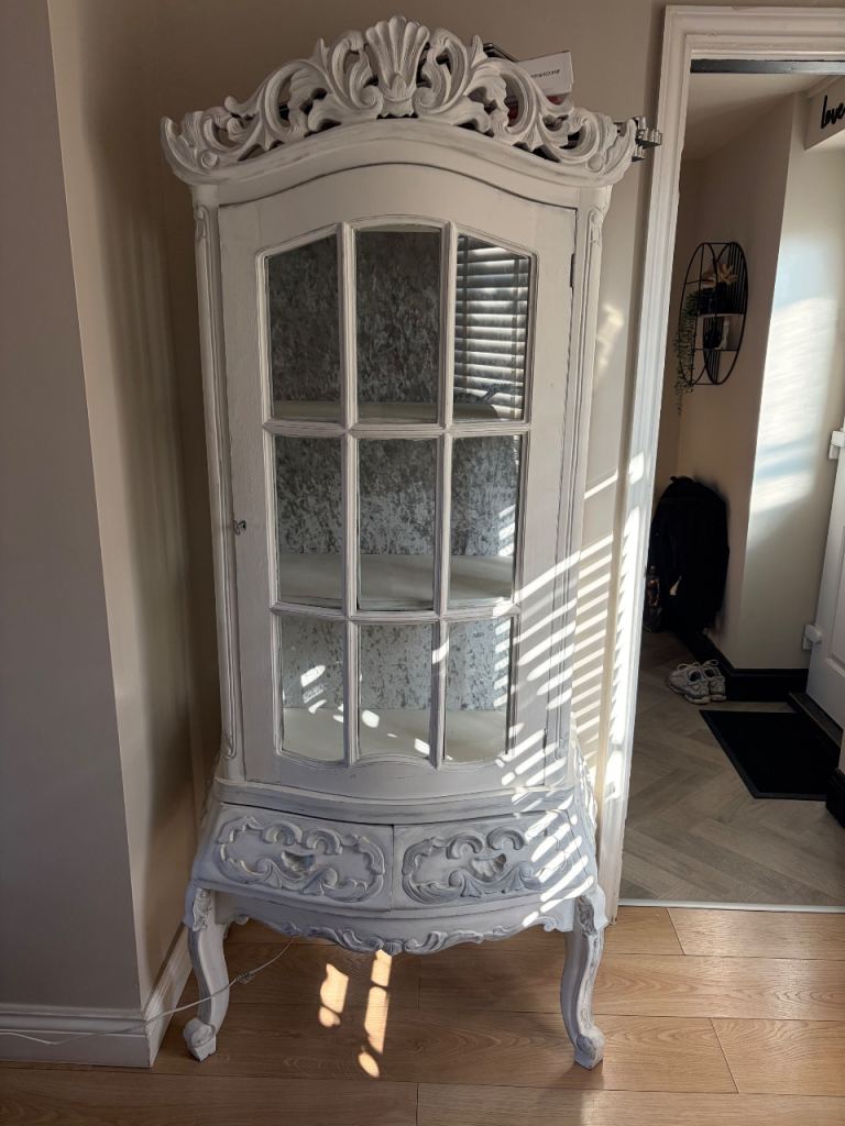 French display cabinet