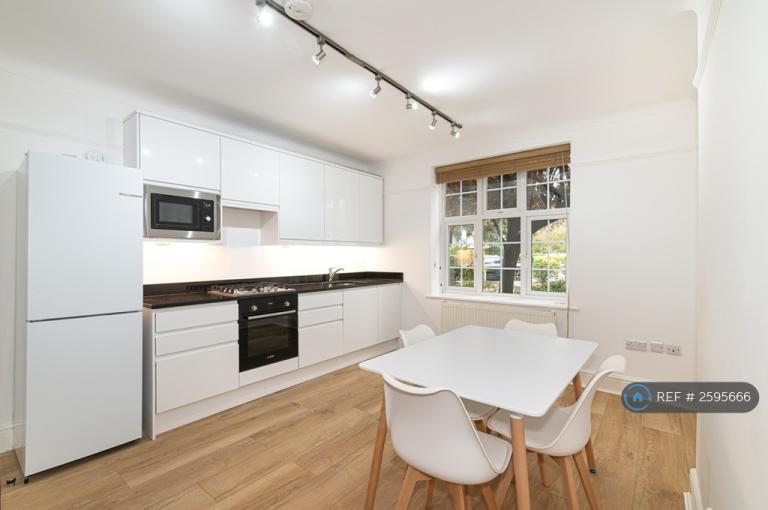 2 bedroom flat in Norbiton Hall, Kingston Upon Thames, KT2 (2 bed) (#2595666)