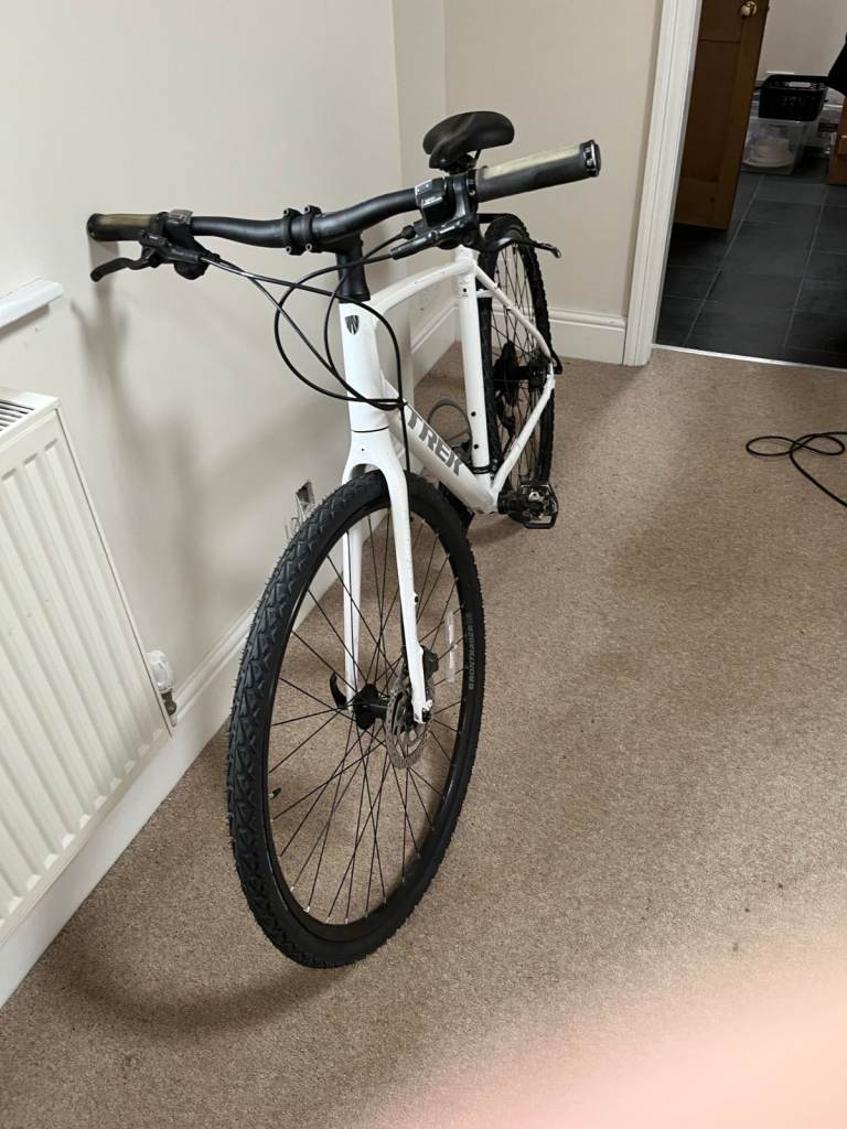 Hyriad bike - Trek fsx3