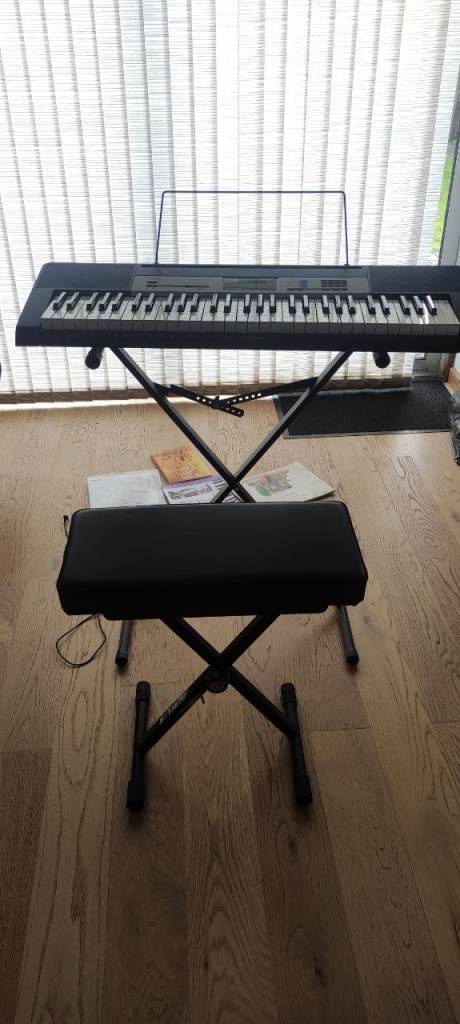 Casio CTK-1550 digital keyboard 