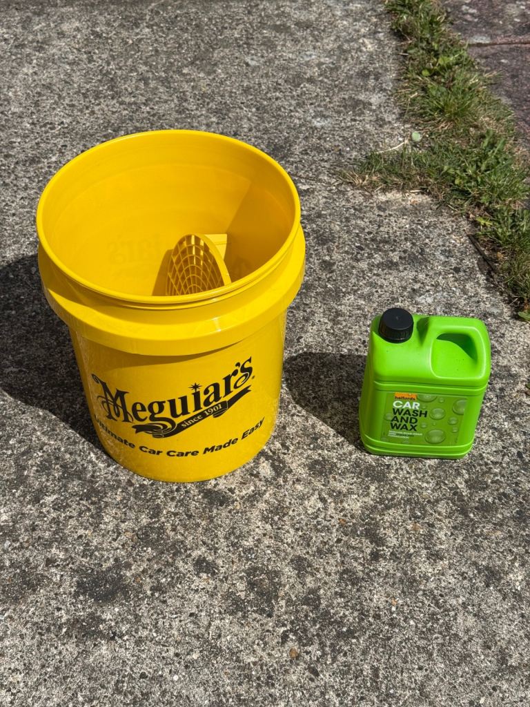 Meguiars bucket 