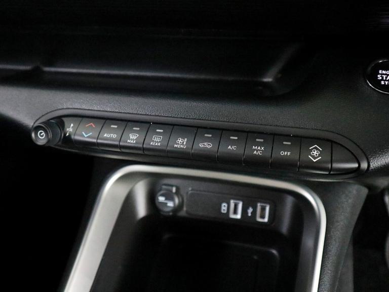 2024 Jeep Avenger 1.2 Altitude 5DR Suv Petrol Suv Petrol Manual