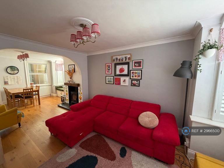 3 bedroom house in Guildford Road, St Albans, AL1 (3 bed) (#2966500)