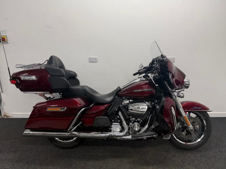 Harley Davidson FLHTKL Ultra Ltd ** Lovely Condition - Low Miles - Warranty **