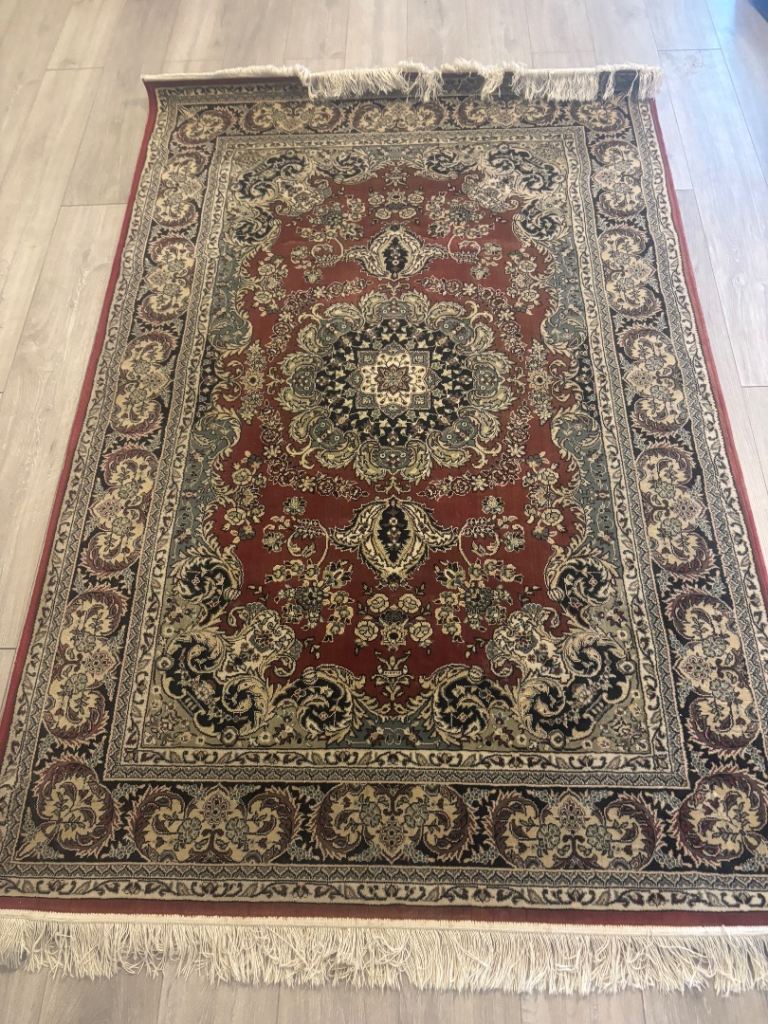 Persian rug 150 x225 cm