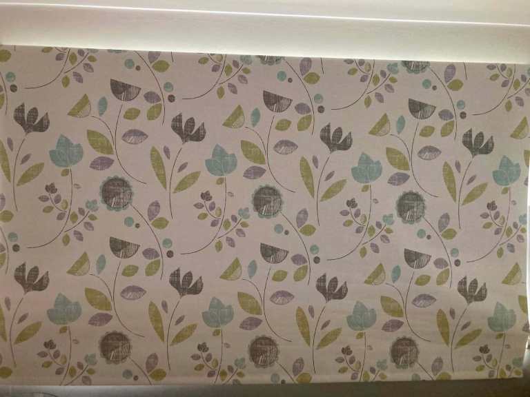 Floral Pattern Roller Blind approx 6ft/183cm – Wipeable - Good Condition - Two available