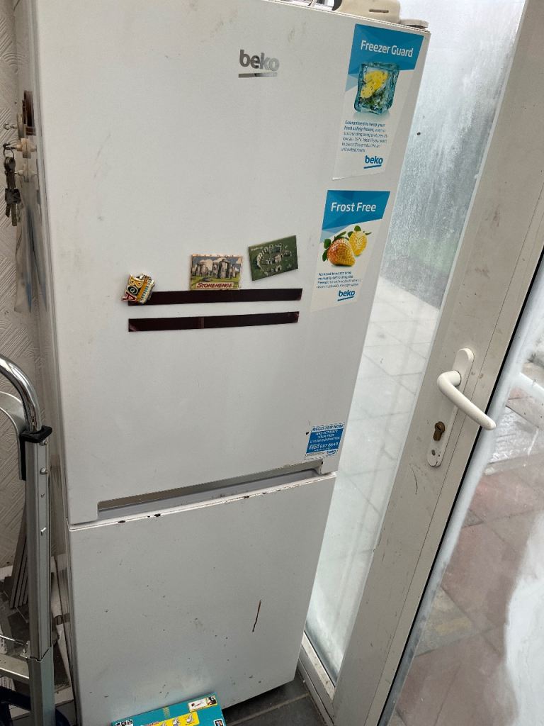 Fridge and Washing machine Collection only 