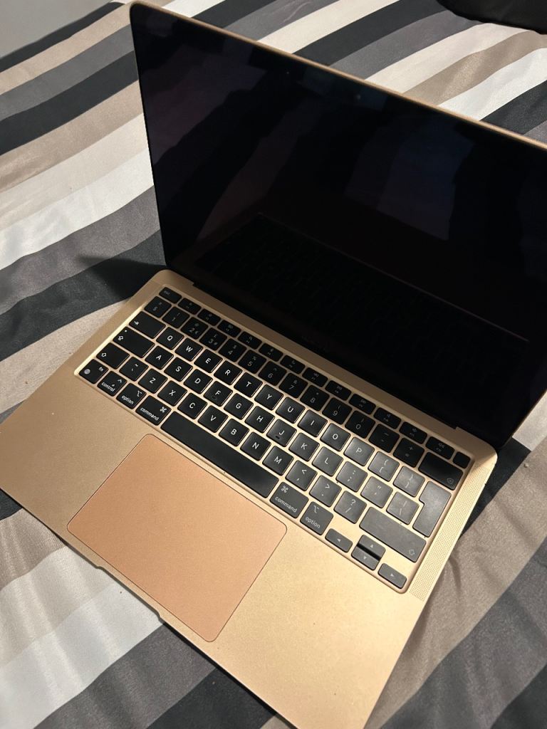 2020 MacBook Air with the Apple M1 chip 