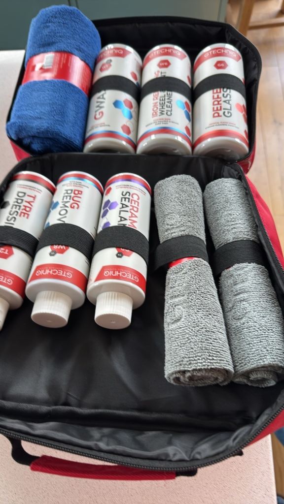 Car Wash Valet Kit with Shampoo sprays etc