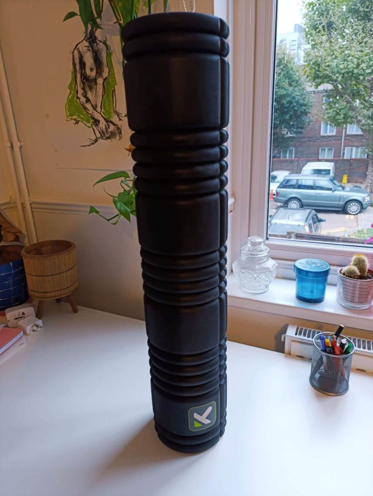 Karrimor Textured Foam Roller (30cm) / Muscle Massage Grid - Great Condition