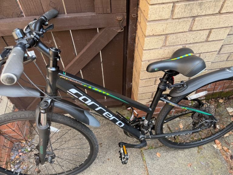 FOR SALE CARRERA CROSSFIRE 2 HYBRID MOUNTAIN BIKE YOUTHS/ADULTS
